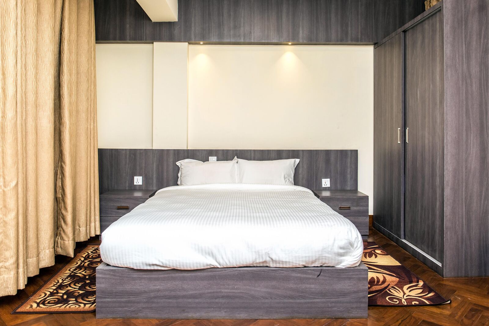 The second bedroom.