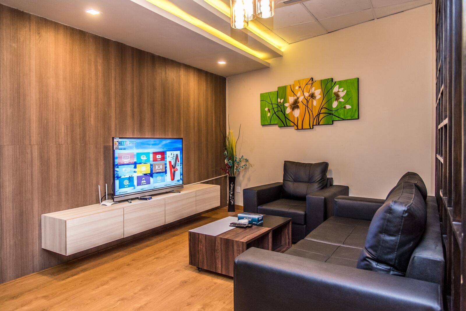 Sapphire's living area.